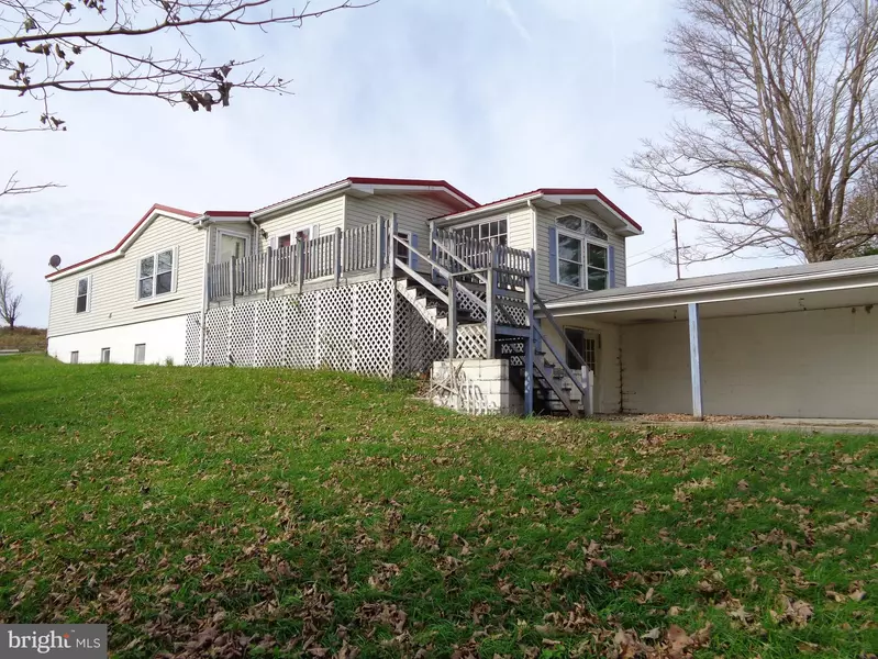 5121 LANTZ RIDGE RD, Aurora, WV 26705