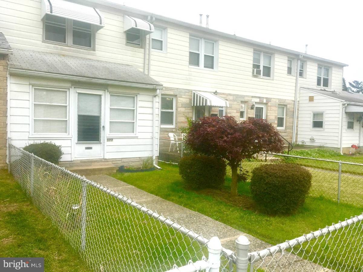 Glenolden, PA 19036,377 HIBBS AVE