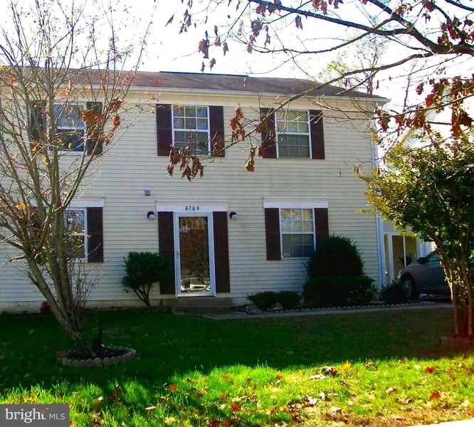 8709 EAST GRV, Upper Marlboro, MD 20774