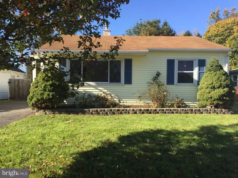 25 DOWNING RD, Ewing, NJ 08628