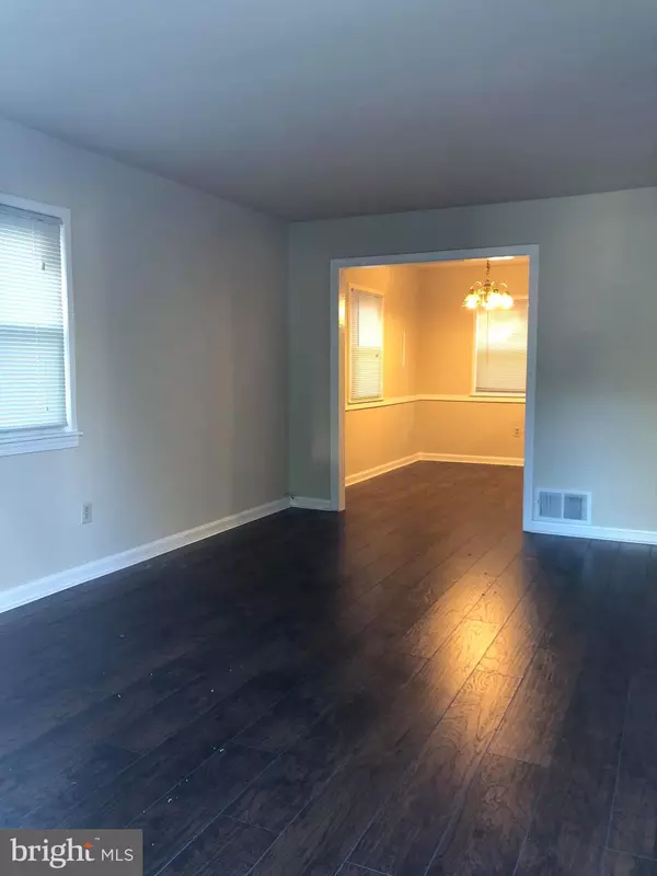 Landover, MD 20785,7017 KENT TOWN DR