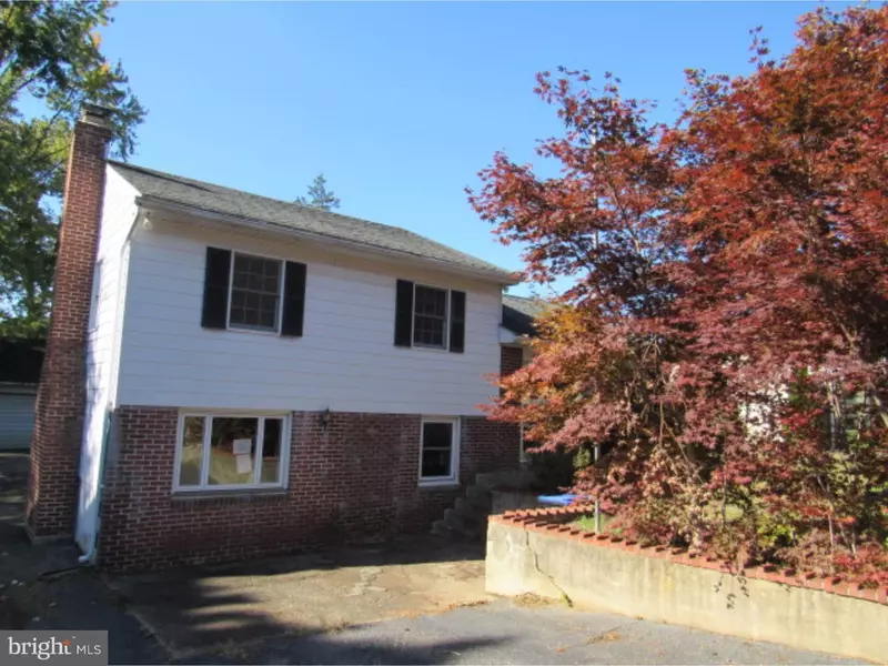 2418 E HELMS MNR, Boothwyn, PA 19061