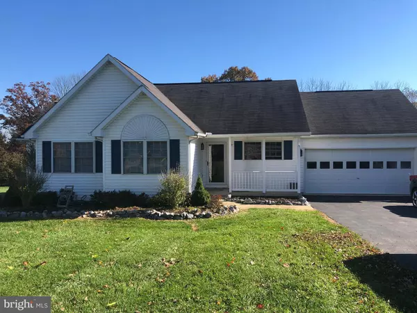 61 MICHELLE, Hedgesville, WV 25427