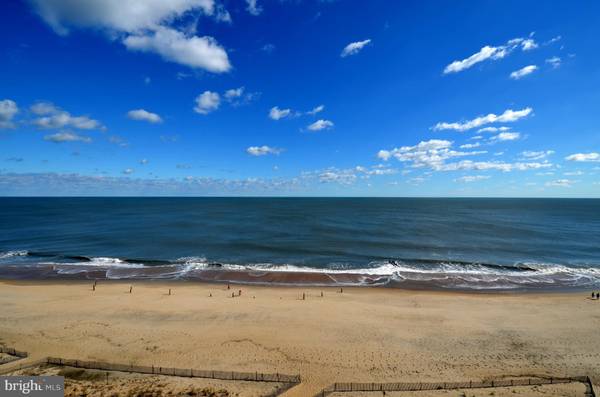 Rehoboth Beach, DE 19971,307 S BOARDWALK #804