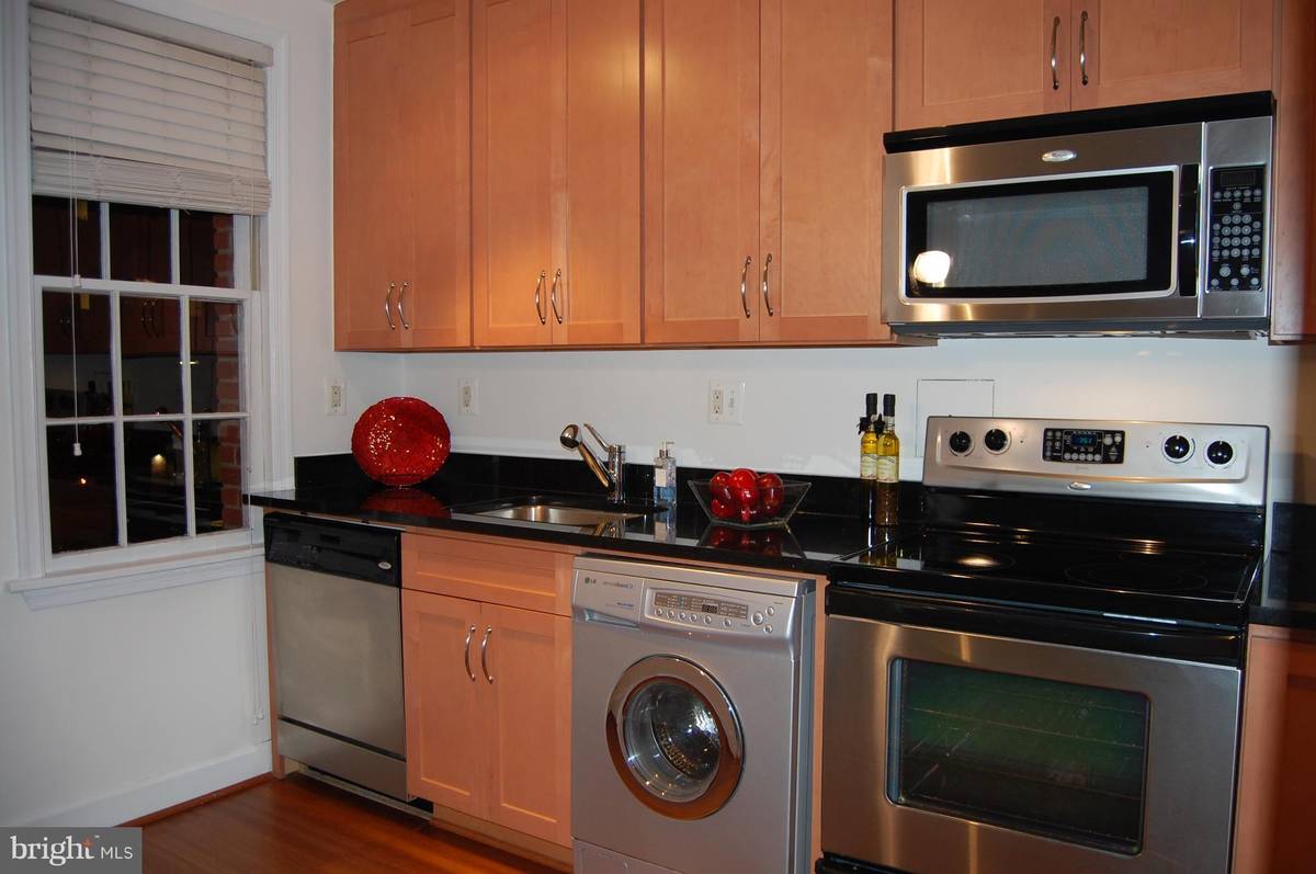 Alexandria, VA 22314,604 BASHFORD LN #2121