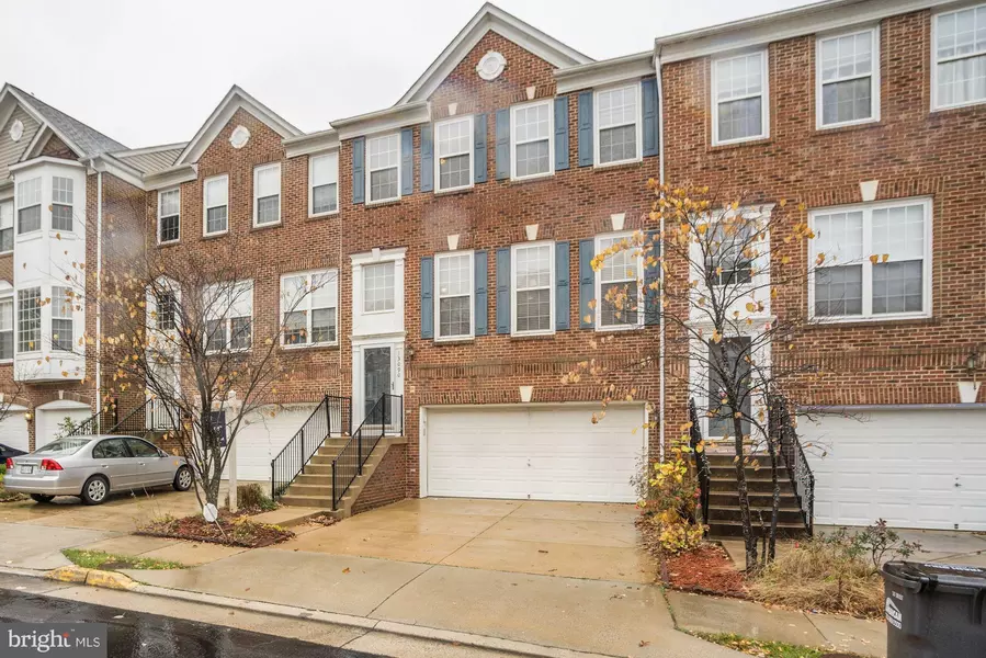 13090 ROSE PETAL CIR, Herndon, VA 20171