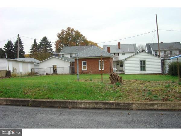 200 CHURCH ST, Shillington, PA 19607