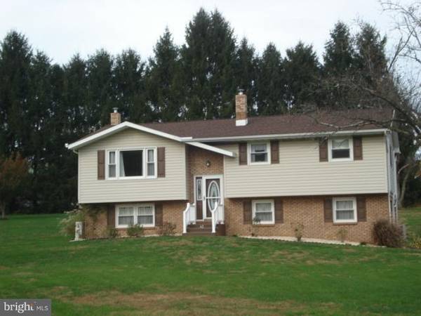 42 WILLOW CREEK RD, Wrightsville, PA 17368