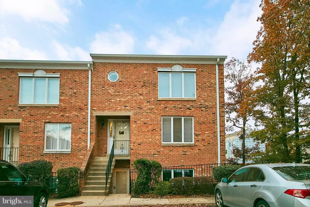 Falls Church, VA 22041,3736A MADISON LANE