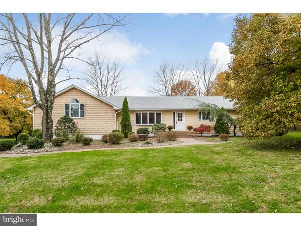 2 WINDING BROOK WAY, Titusville, NJ 08560