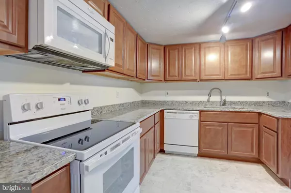 York, PA 17406,2 JEAN LO WAY