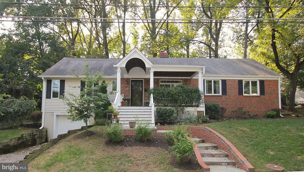 623 LAURA DR, Falls Church, VA 22046