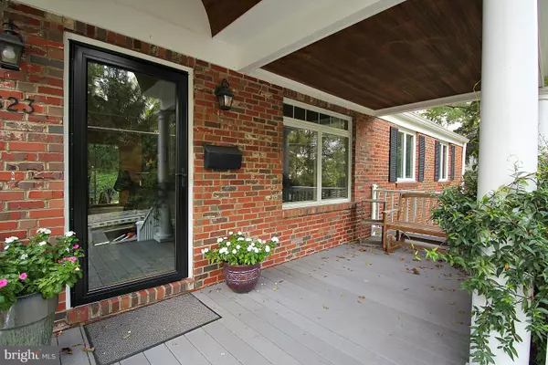 Falls Church, VA 22046,623 LAURA DR