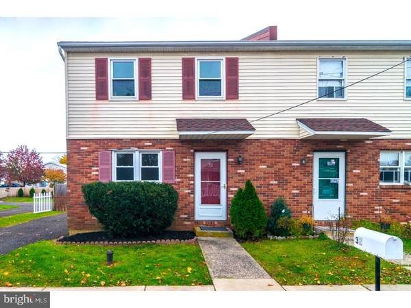 32 W VINE ST, Hatfield, PA 19440