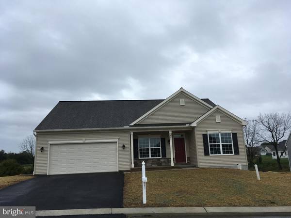 403 ORCHID CIR, Lebanon, PA 17046