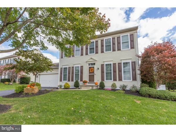 4 ROSEFIELD DR, Newtown, PA 18940