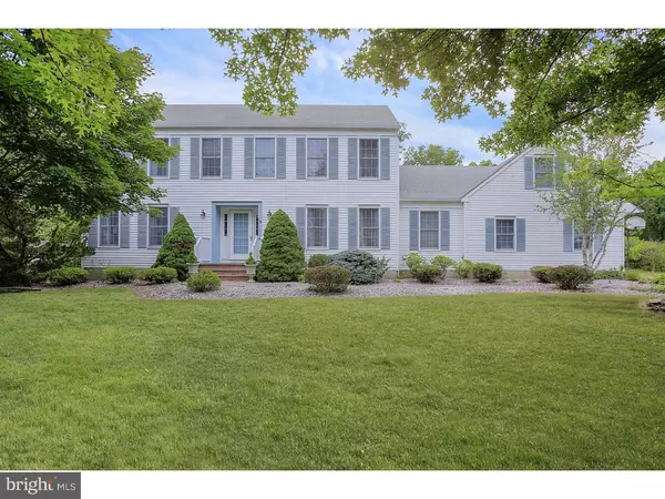 15 ELMENDORF CIR, Hillsborough, NJ 08844