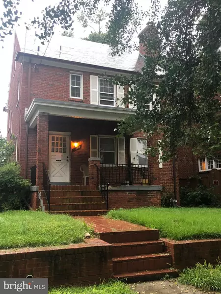 1326 TEWKESBURY PL NW, Washington, DC 20012