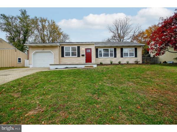 17 GRANT DR, Laurel Springs, NJ 08021