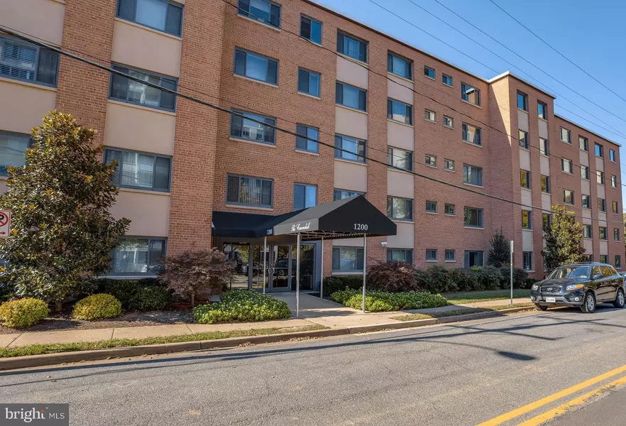 1200 S ARLINGTON RIDGE RD #405, Arlington, VA 22202