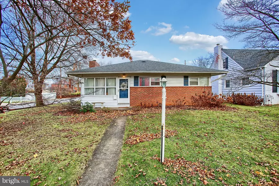 1198 LOWTHER RD, Camp Hill, PA 17011