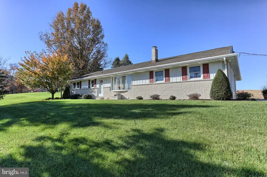 2031 S FORGE RD, Palmyra, PA 17078