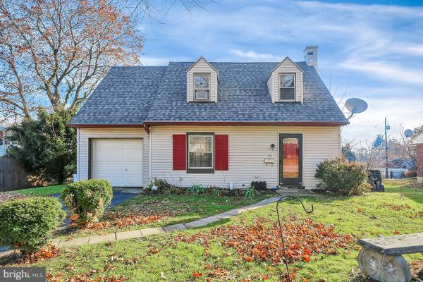 36 LAUREL AVE, Elizabethtown, PA 17022