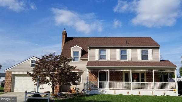 709 ROBERT ST, Mechanicsburg, PA 17055