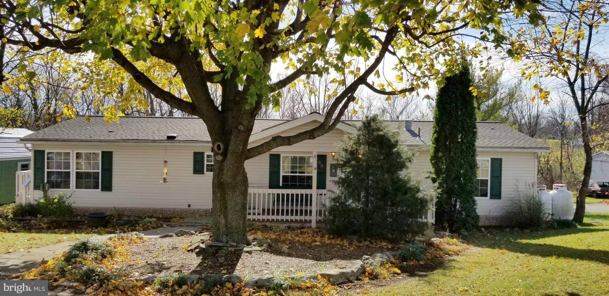60 STONEHILL PARK, Annville, PA 17003