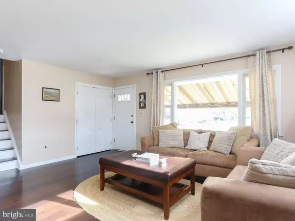 Hamilton, NJ 08620,100 WINDING WAY