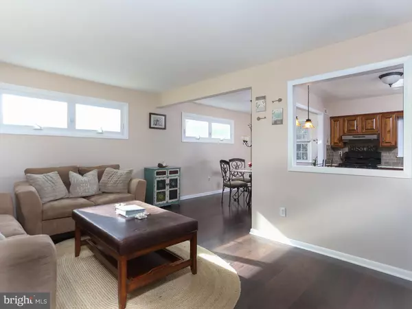 Hamilton, NJ 08620,100 WINDING WAY