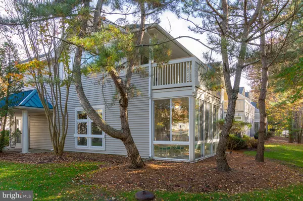 Bethany Beach, DE 19930,33485 LAKESHORE DR #53012