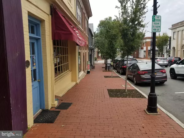 Fredericksburg, VA 22401,209 WILLIAM ST