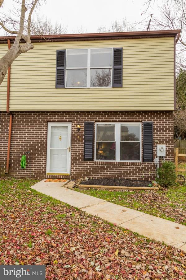 811 EWING DR, Westminster, MD 21158