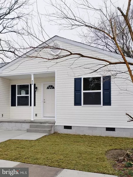 516 E KING ST, Seaford, DE 19973