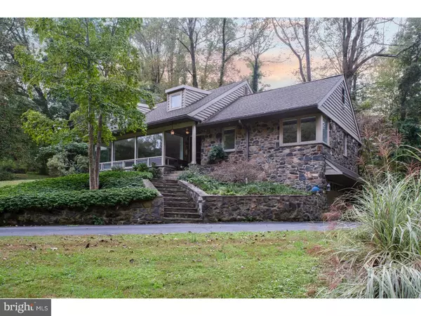 69 STONEY BANK RD, Glen Mills, PA 19342