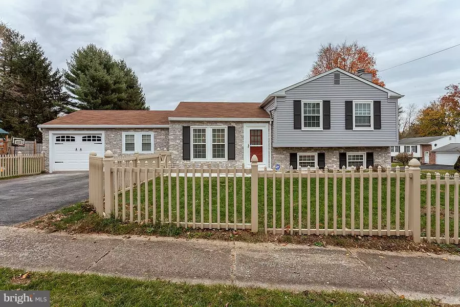 3501 COUNTRYSIDE LN, Camp Hill, PA 17011