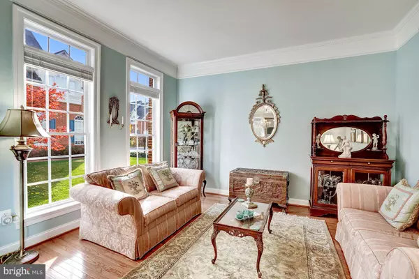 Leesburg, VA 20176,19182 GREYSTONE SQ