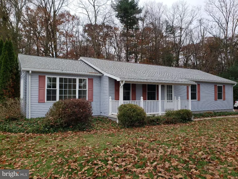 2600 CROW FOOT DR, Schuylkill Haven, PA 17972