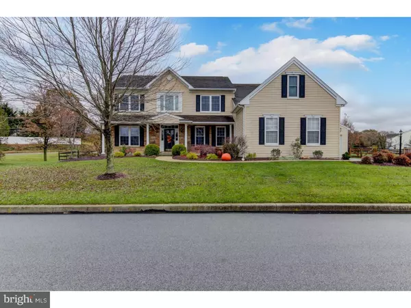 2 MYSTERY ROSE LN, West Grove, PA 19390