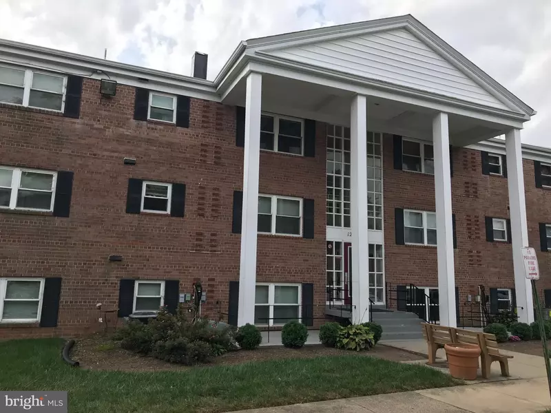 120-7 WASHINGTON ST NE #4, Leesburg, VA 20176