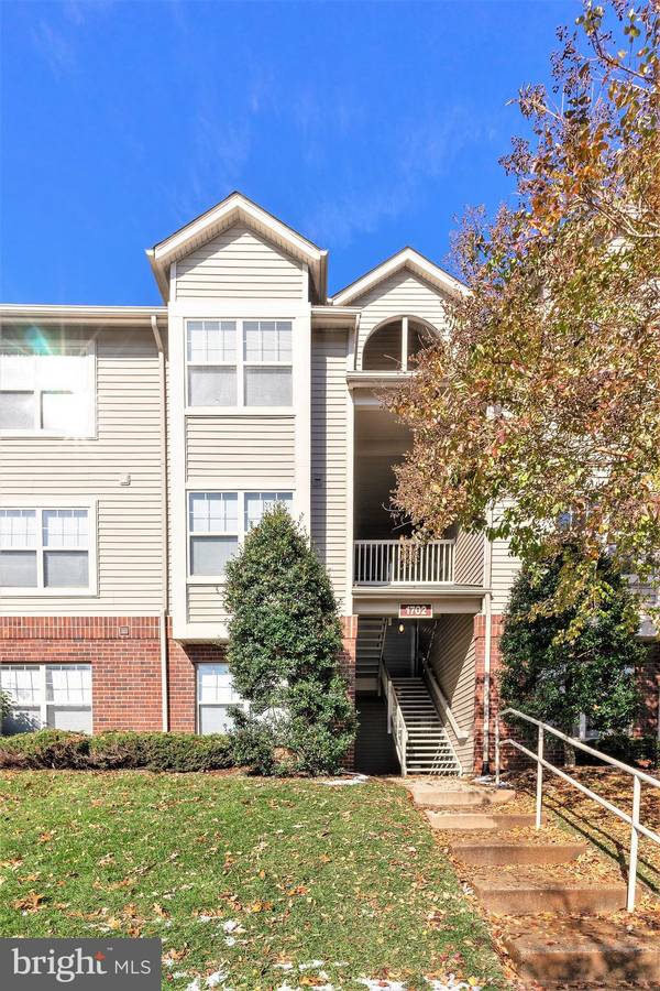 1702-E ASCOT WAY, Reston, VA 20190