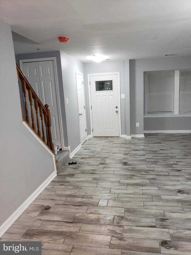 Landover, MD 20785,1727 COUNTRYWOOD CT