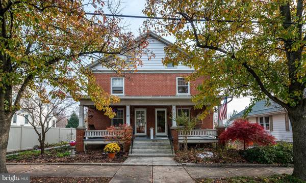 125 N BARBARA ST, Mount Joy, PA 17552