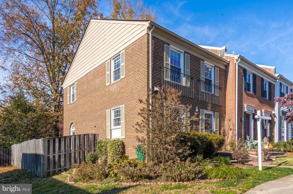 Alexandria, VA 22306,2482 WINDBREAK DR