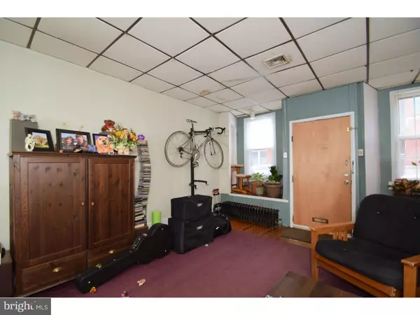 Philadelphia, PA 19147,819 S 2ND ST