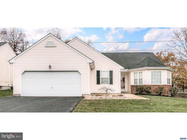 153 W FLAGSTONE DR, Newark, DE 19702