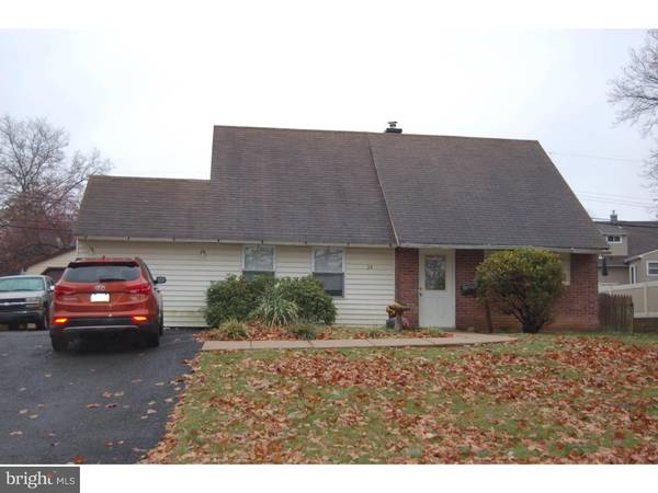 24 QUAY RD, Levittown, PA 19057