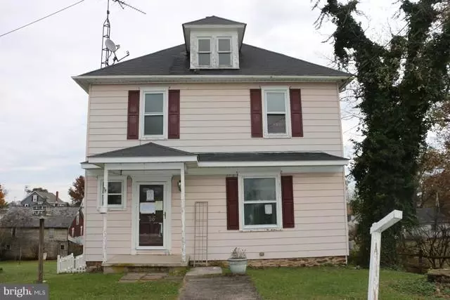 20 N HIGH ST, Biglerville, PA 17307