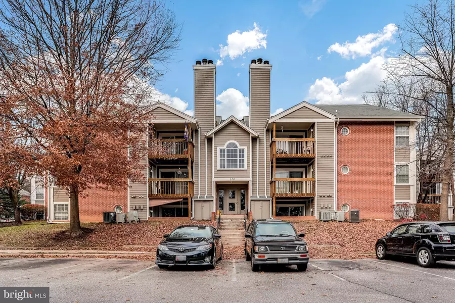 208 SPRING MAIDEN CT #101, Glen Burnie, MD 21060